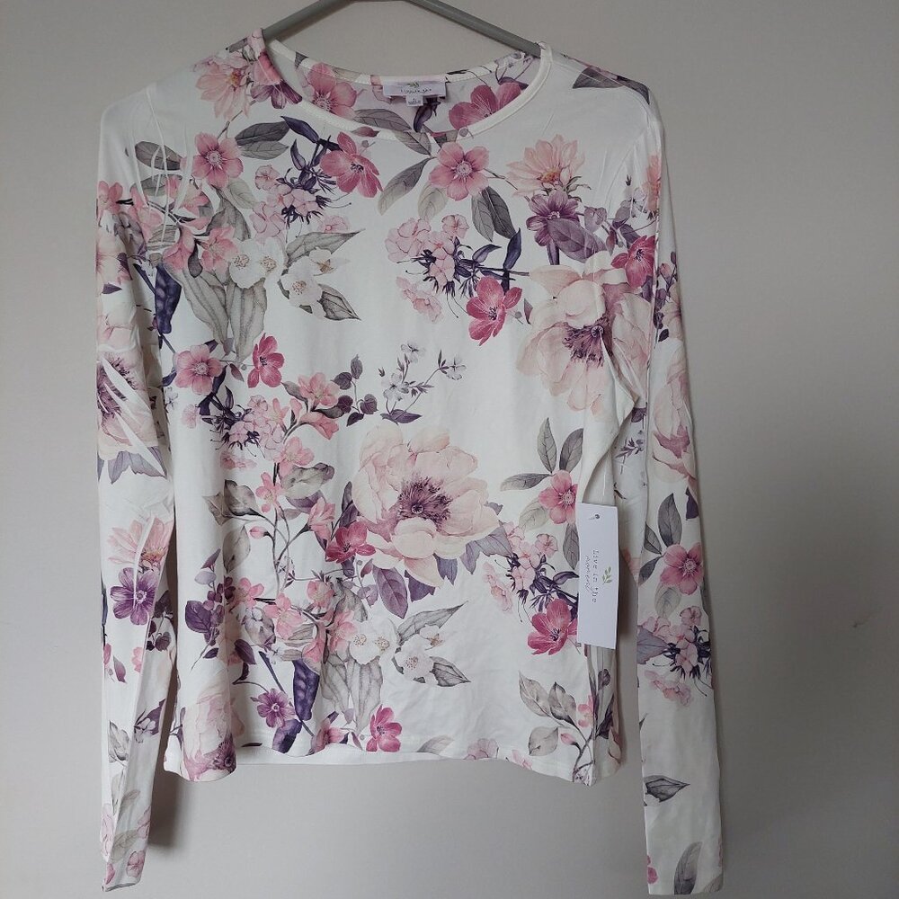 "Live in the Moment" Women's Size L Floral-printed Top NEW